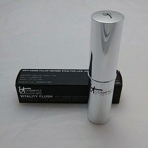 It Cosmetics Vitality Flush for lips, cheeks & com